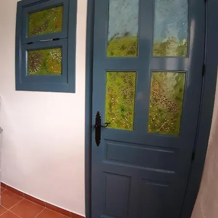 Meleros Andalucian Set In Its Own Land With Beautiful Terraces, Garden & Pool. Villa *